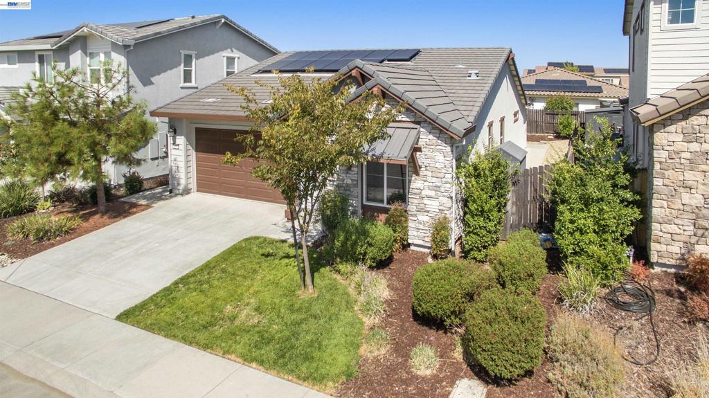 main property photo 64