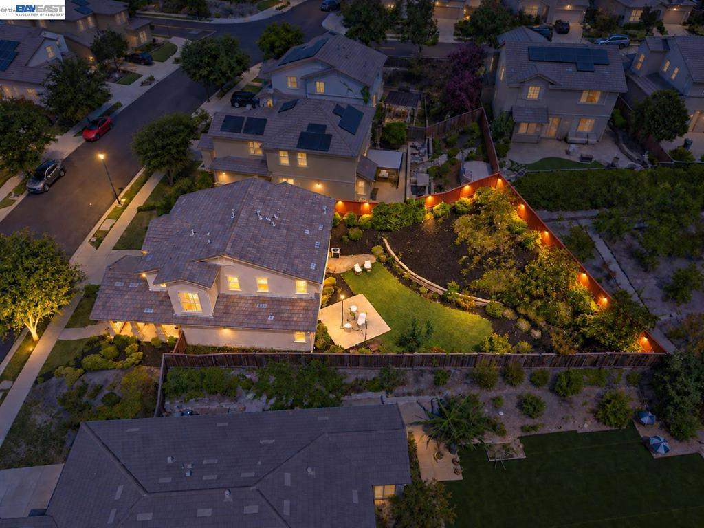 main property photo 60