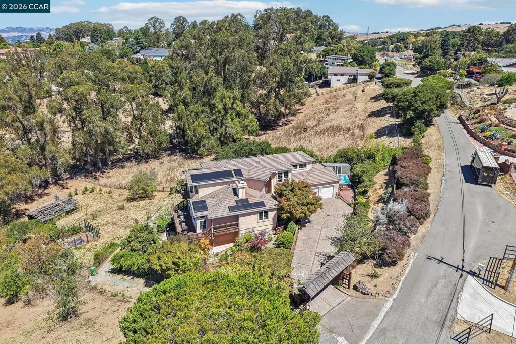 main property photo 77