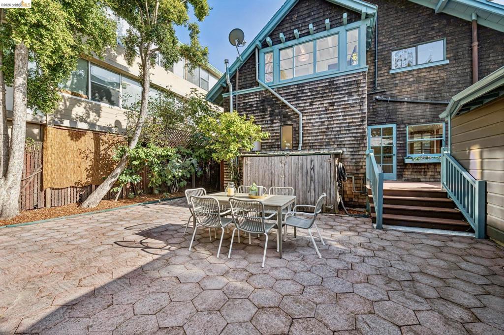 main property photo 51