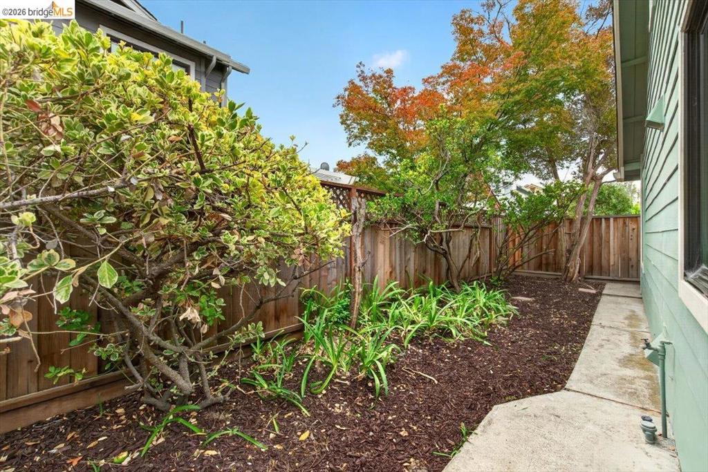 main property photo 76
