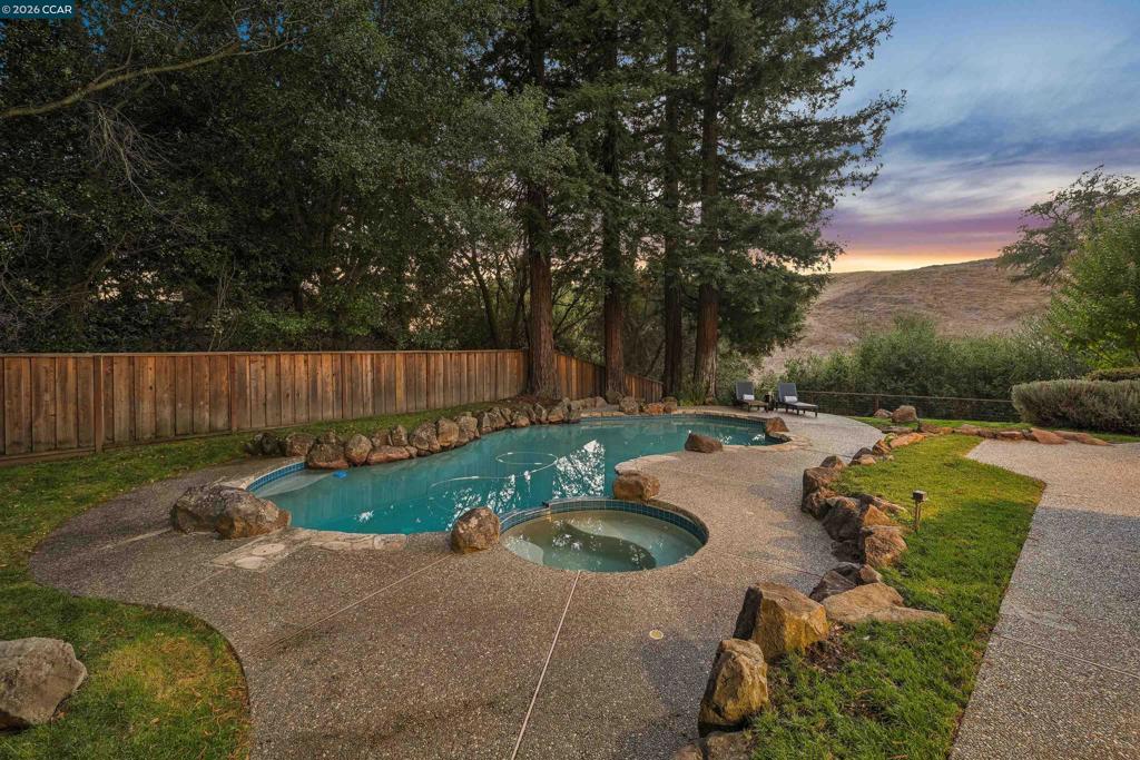 main property photo 79