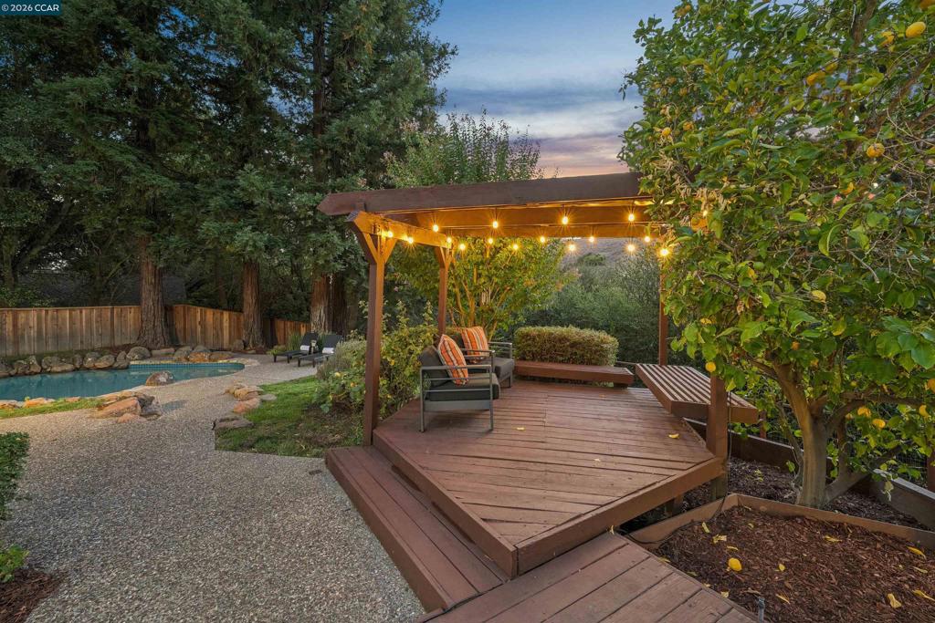 main property photo 87
