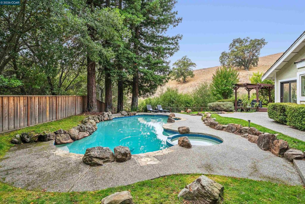 main property photo 94