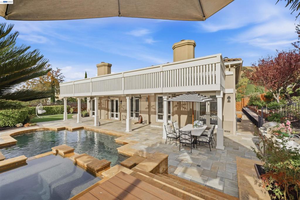 main property photo 60