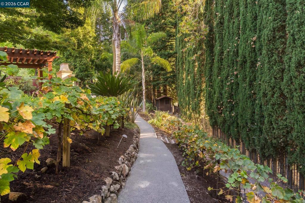 main property photo 49