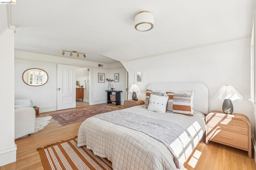 main property photo 63