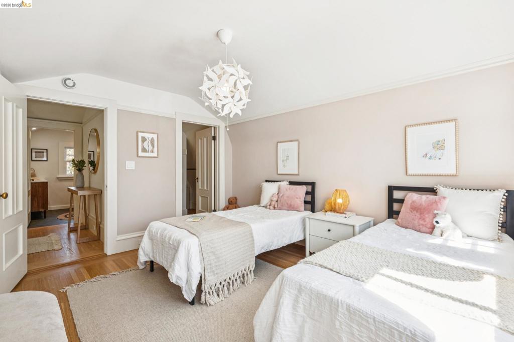 main property photo 67