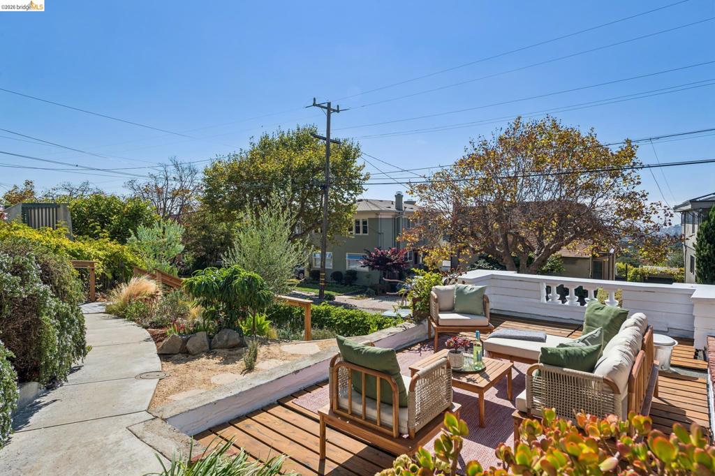 main property photo 80