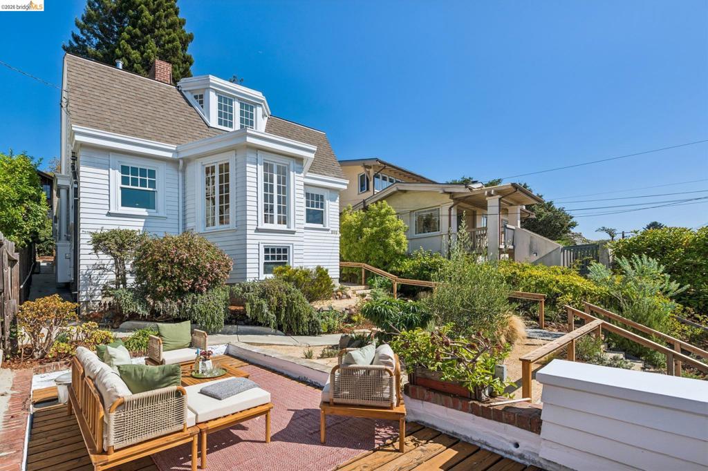 main property photo 83