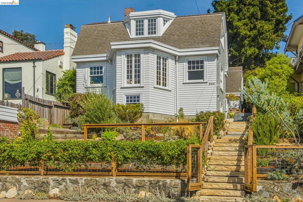 main property photo 89
