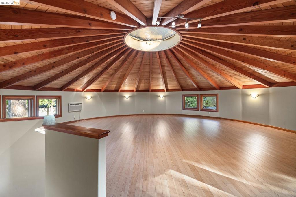 main property photo 62