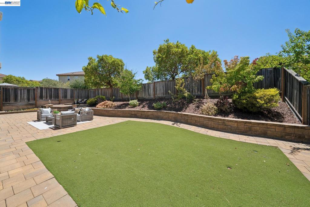 main property photo 66