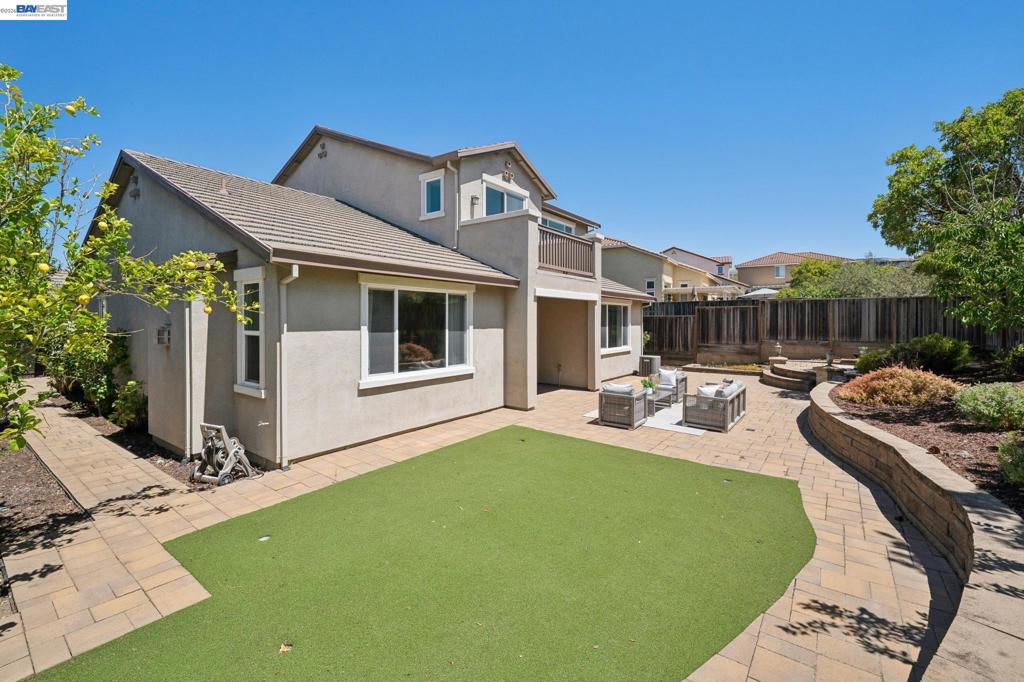 main property photo 67