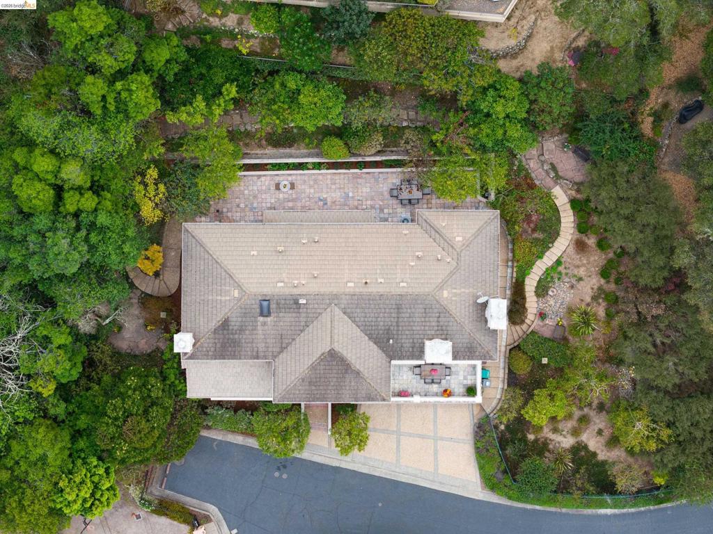 main property photo 61