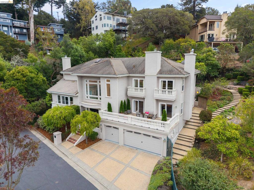 main property photo 68