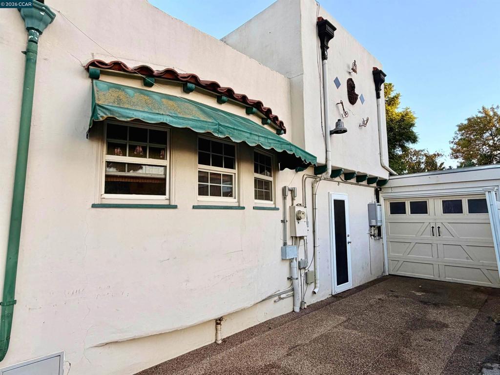 main property photo 54