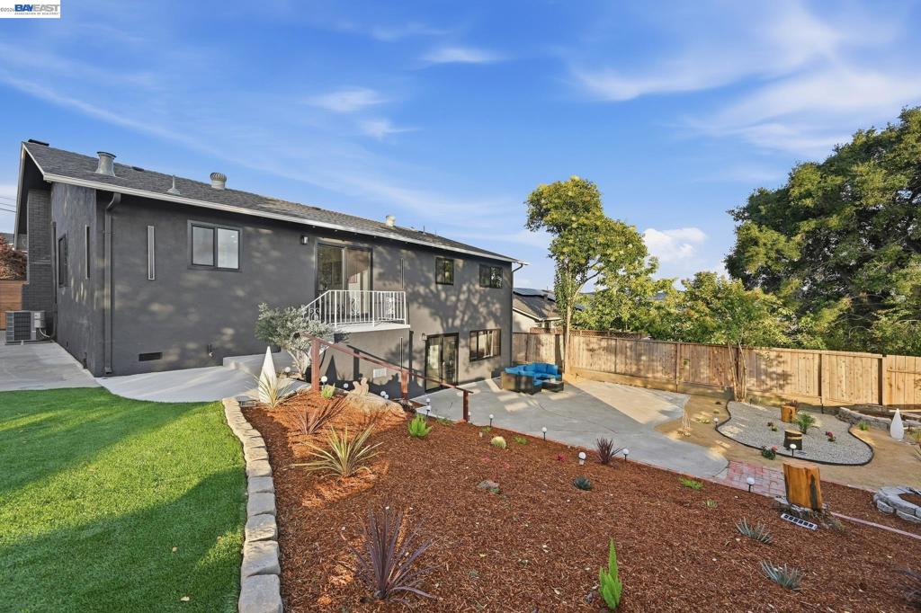 main property photo 74