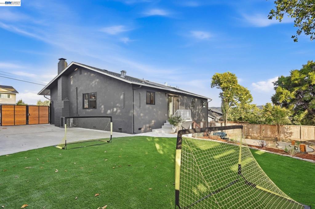main property photo 75