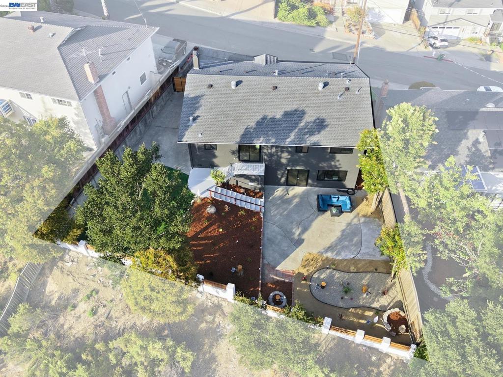 main property photo 87