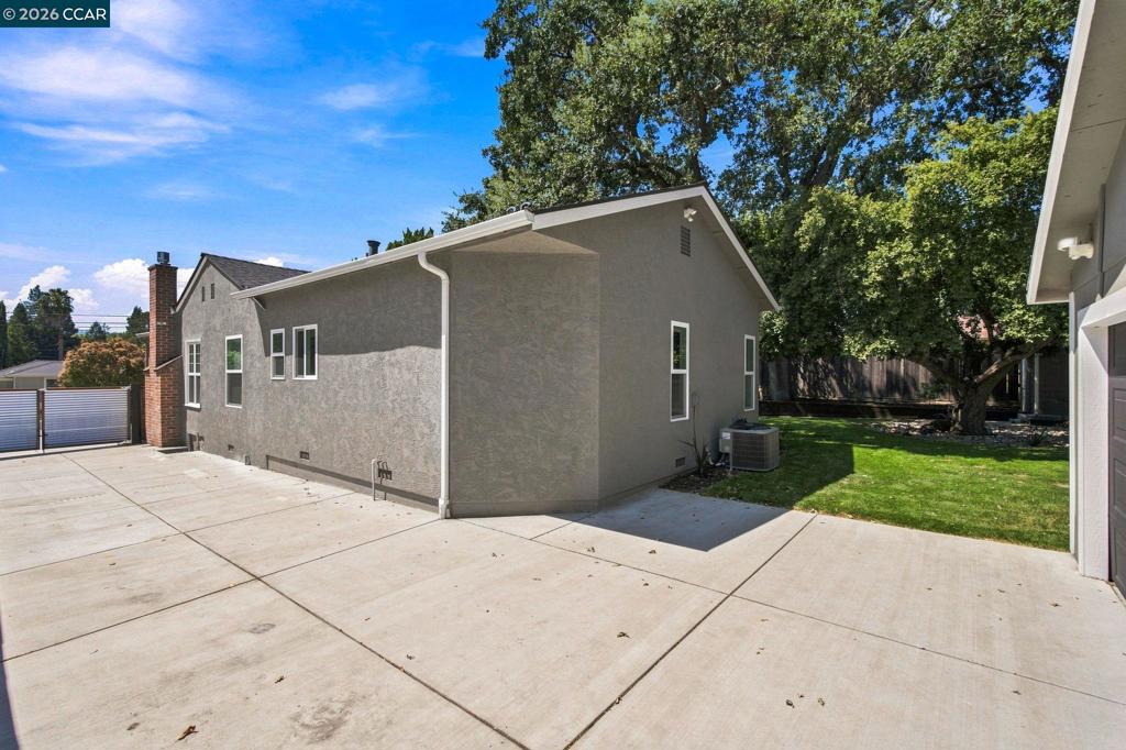 main property photo 47