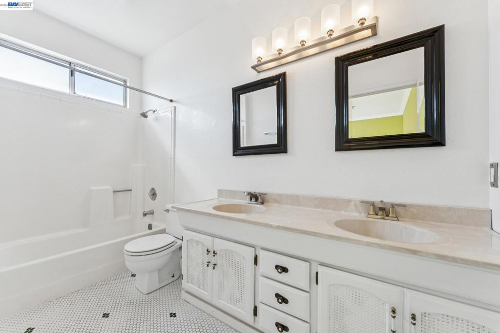 main property photo 66