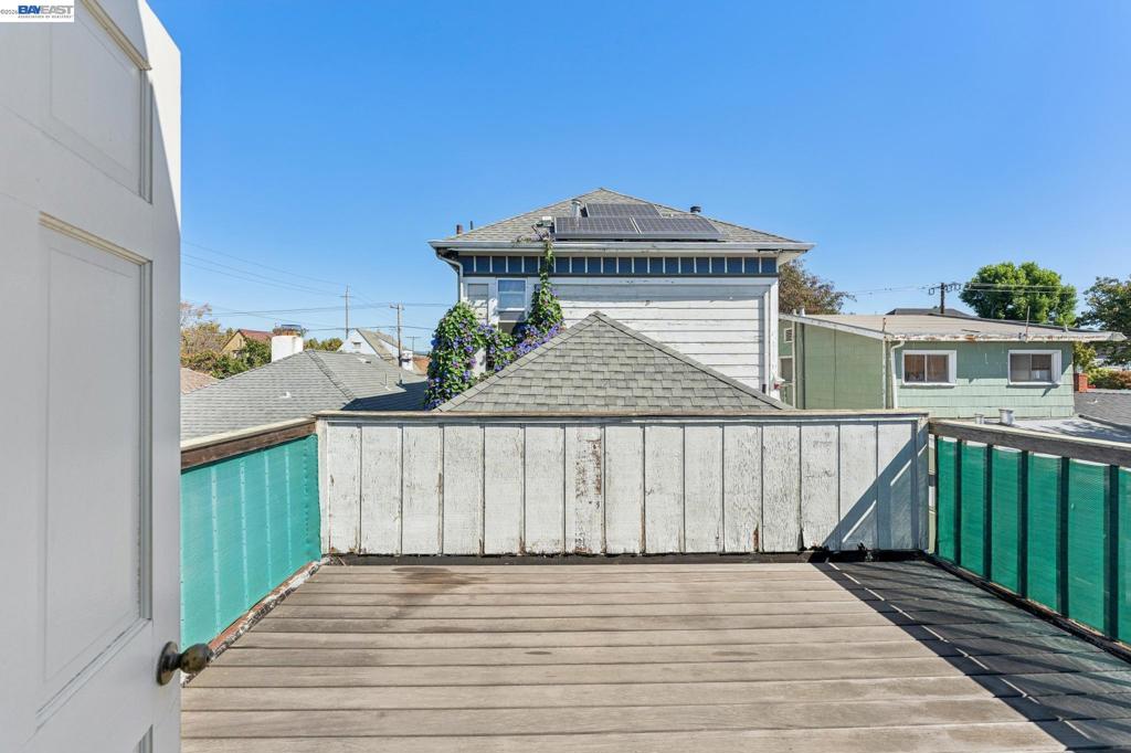 main property photo 76