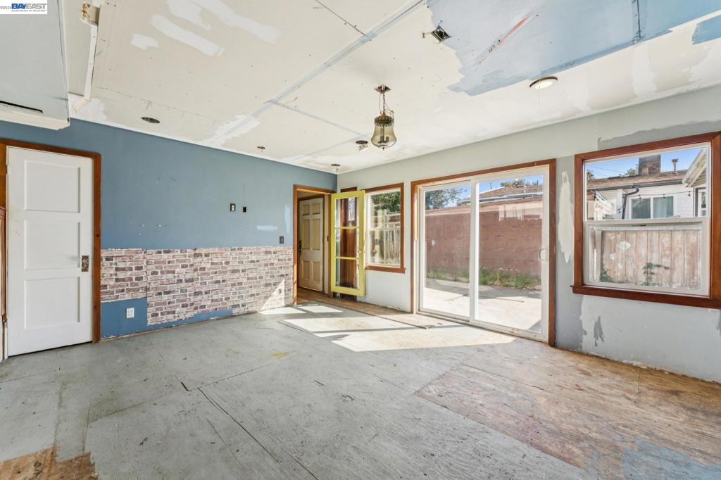 main property photo 86