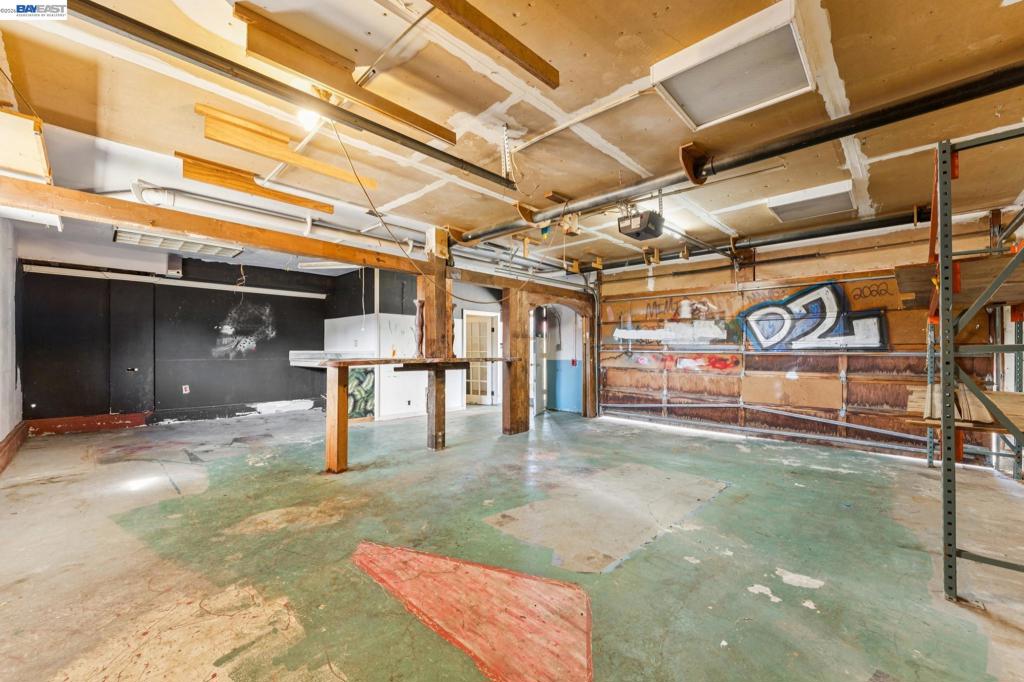 main property photo 88
