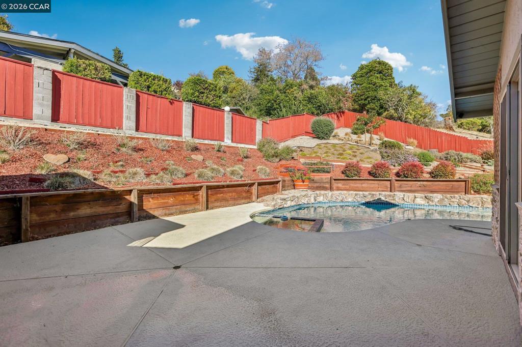 main property photo 48