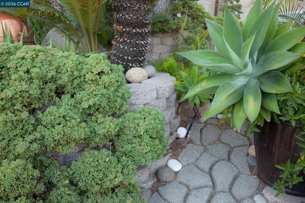 main property photo 75