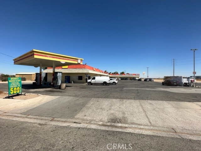 main property photo 8
