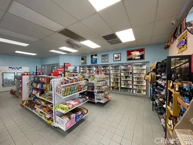 main property photo 18