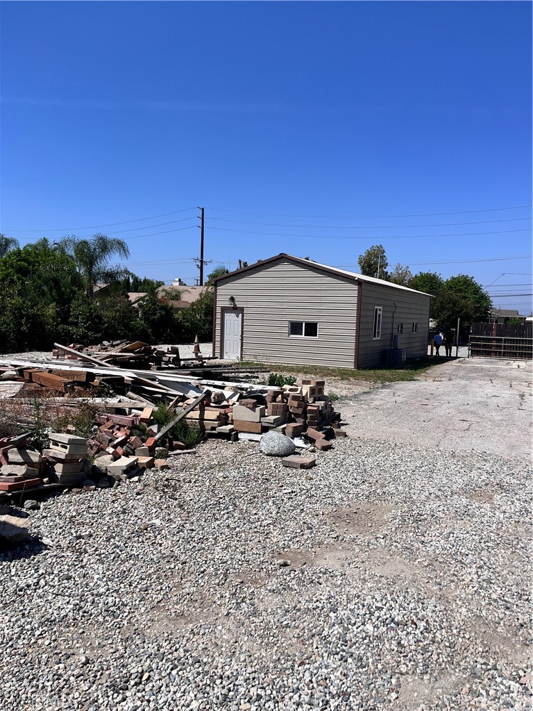 main property photo 10