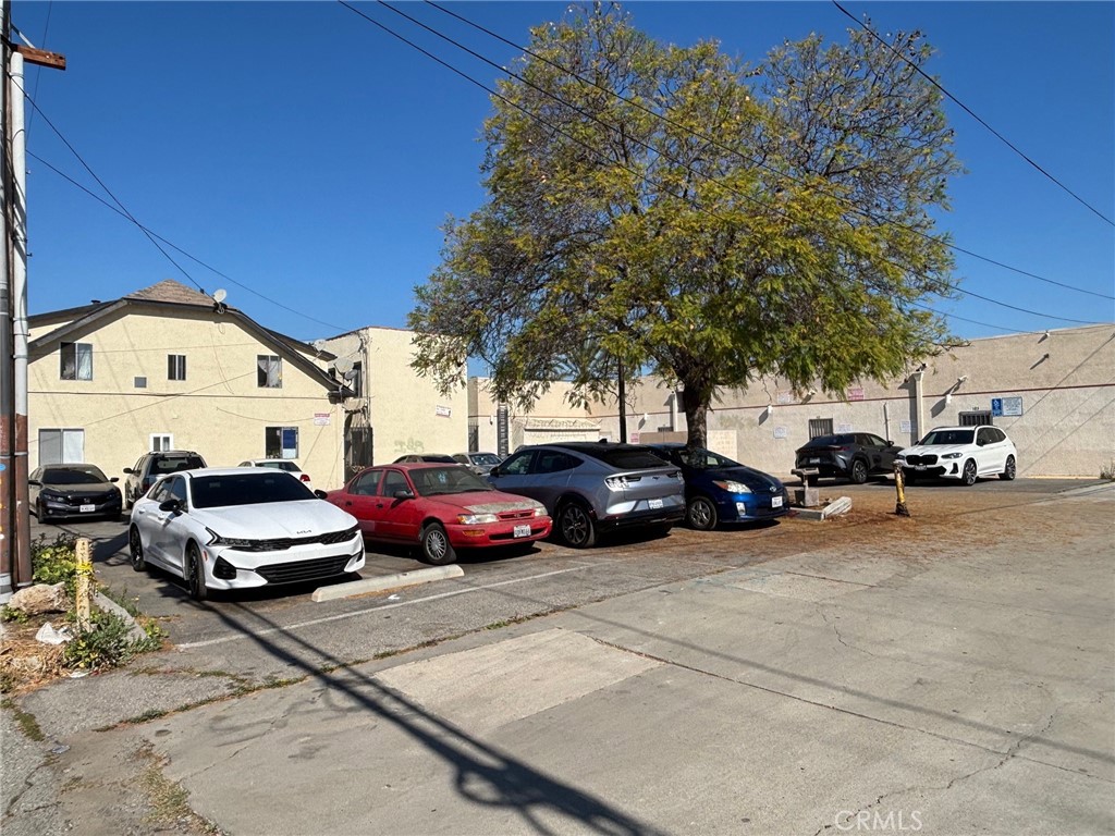 main property photo 7