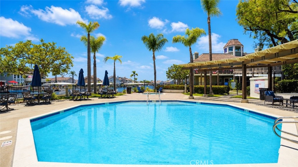 main property photo 50