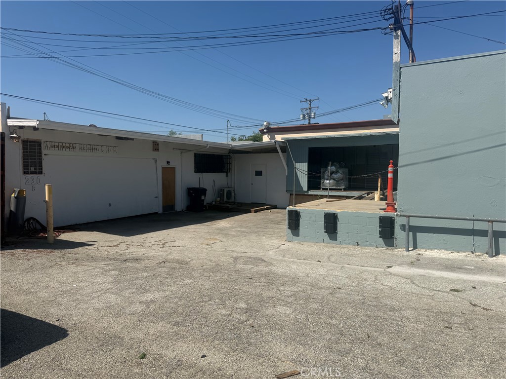 main property photo 11
