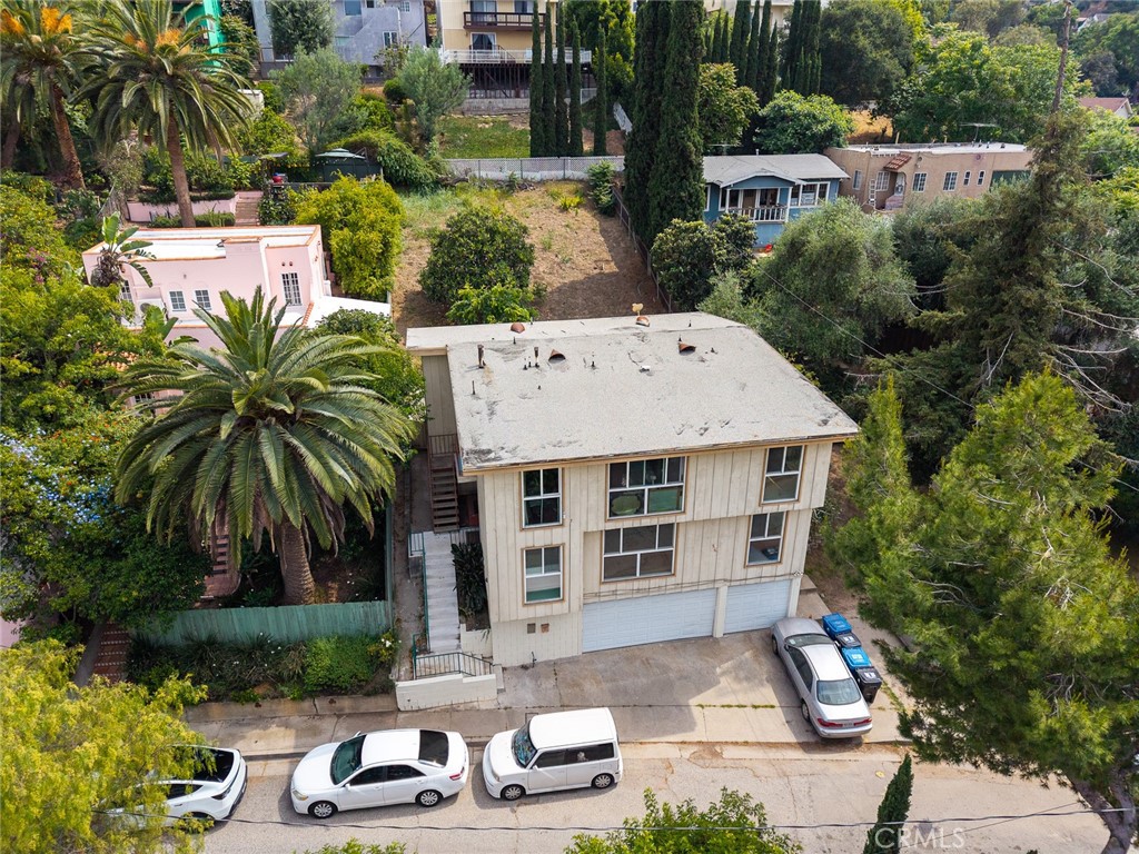main property photo 43