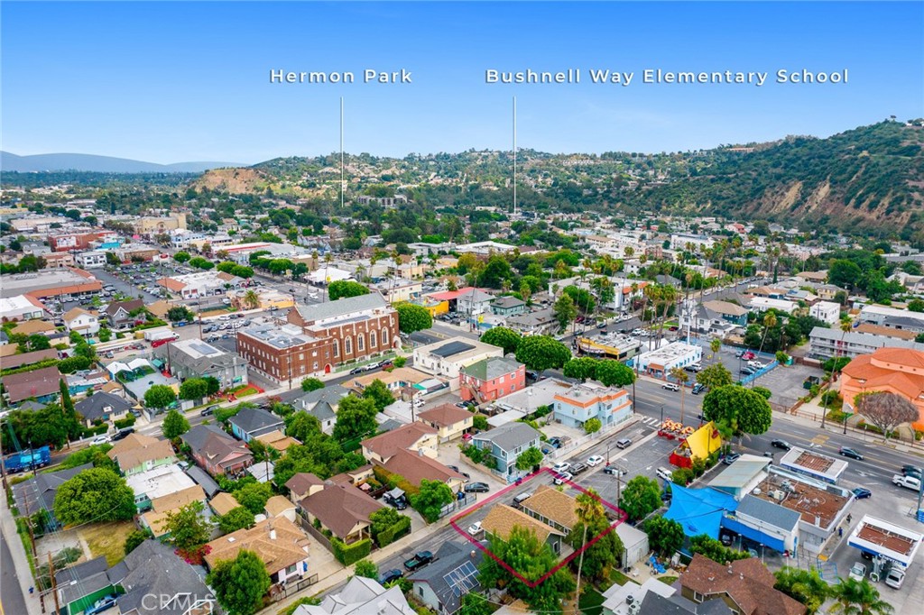 main property photo 15