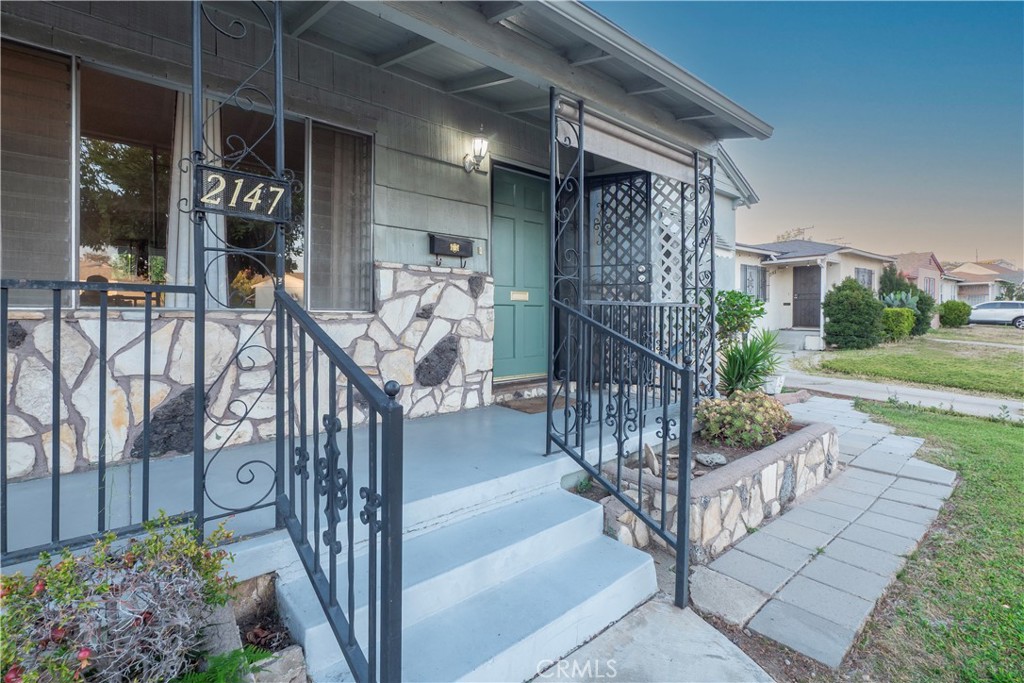 main property photo 8