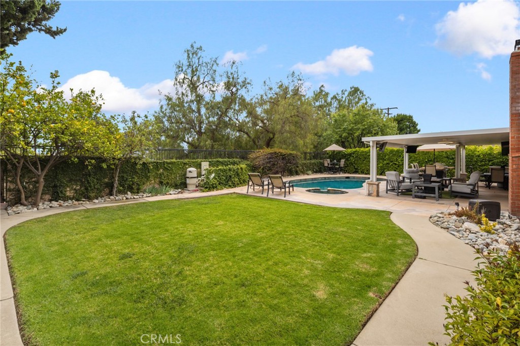 main property photo 43