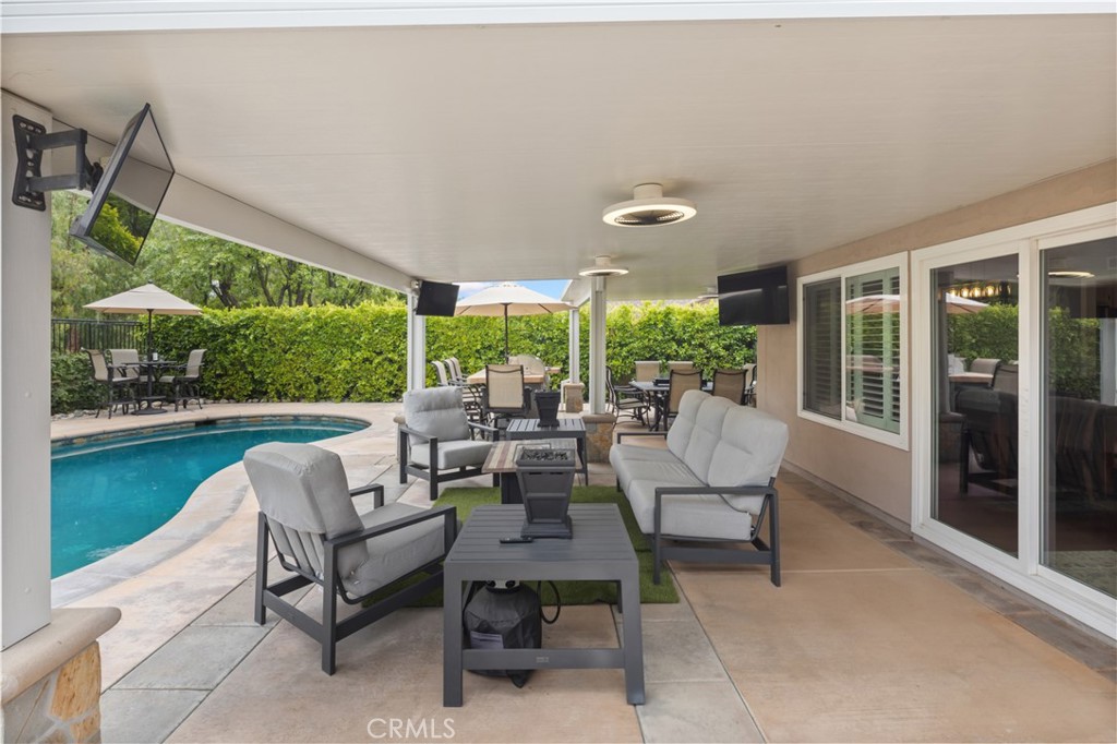 main property photo 45
