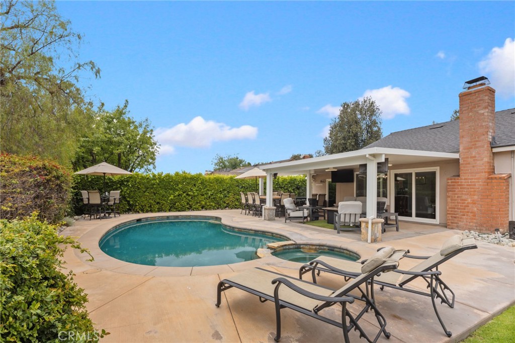 main property photo 46