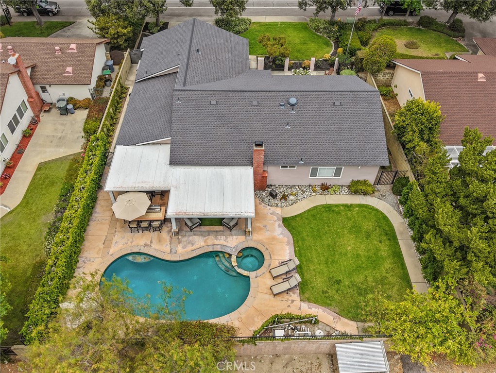 main property photo 51
