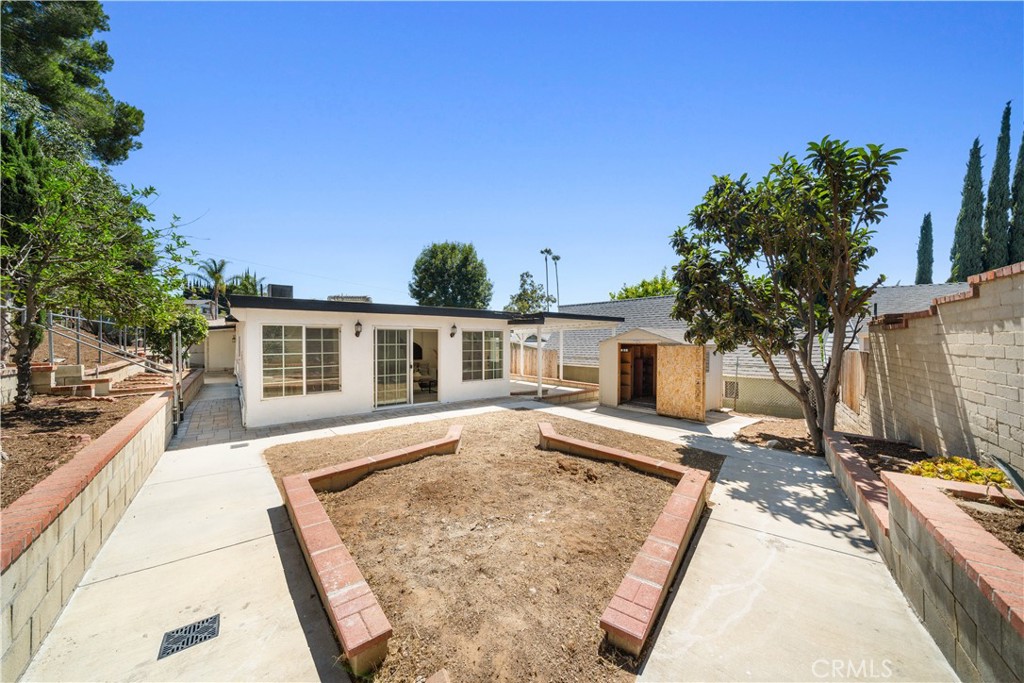 main property photo 41
