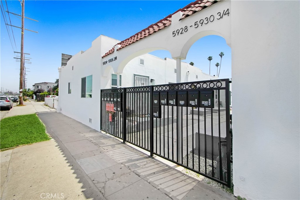 main property photo 5