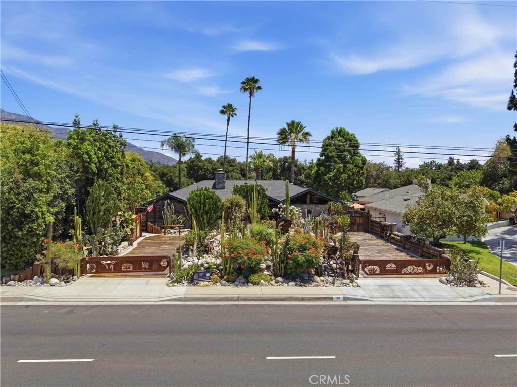 main property photo 19