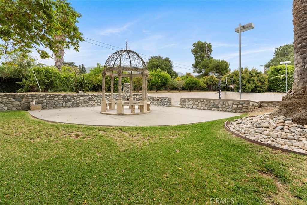 main property photo 67