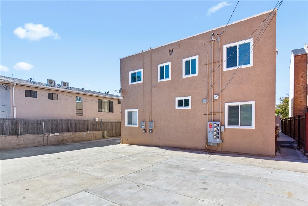 main property photo 50
