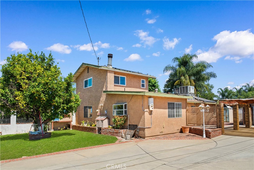 main property photo 36